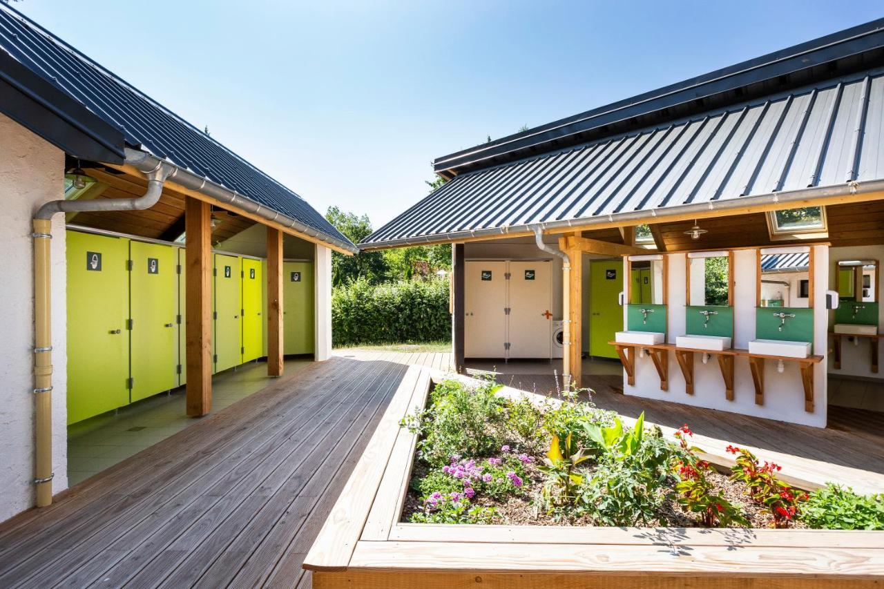 Huttopia Lac D'Aiguebelette Saint-Alban-de-Montbel ภายนอก รูปภาพ