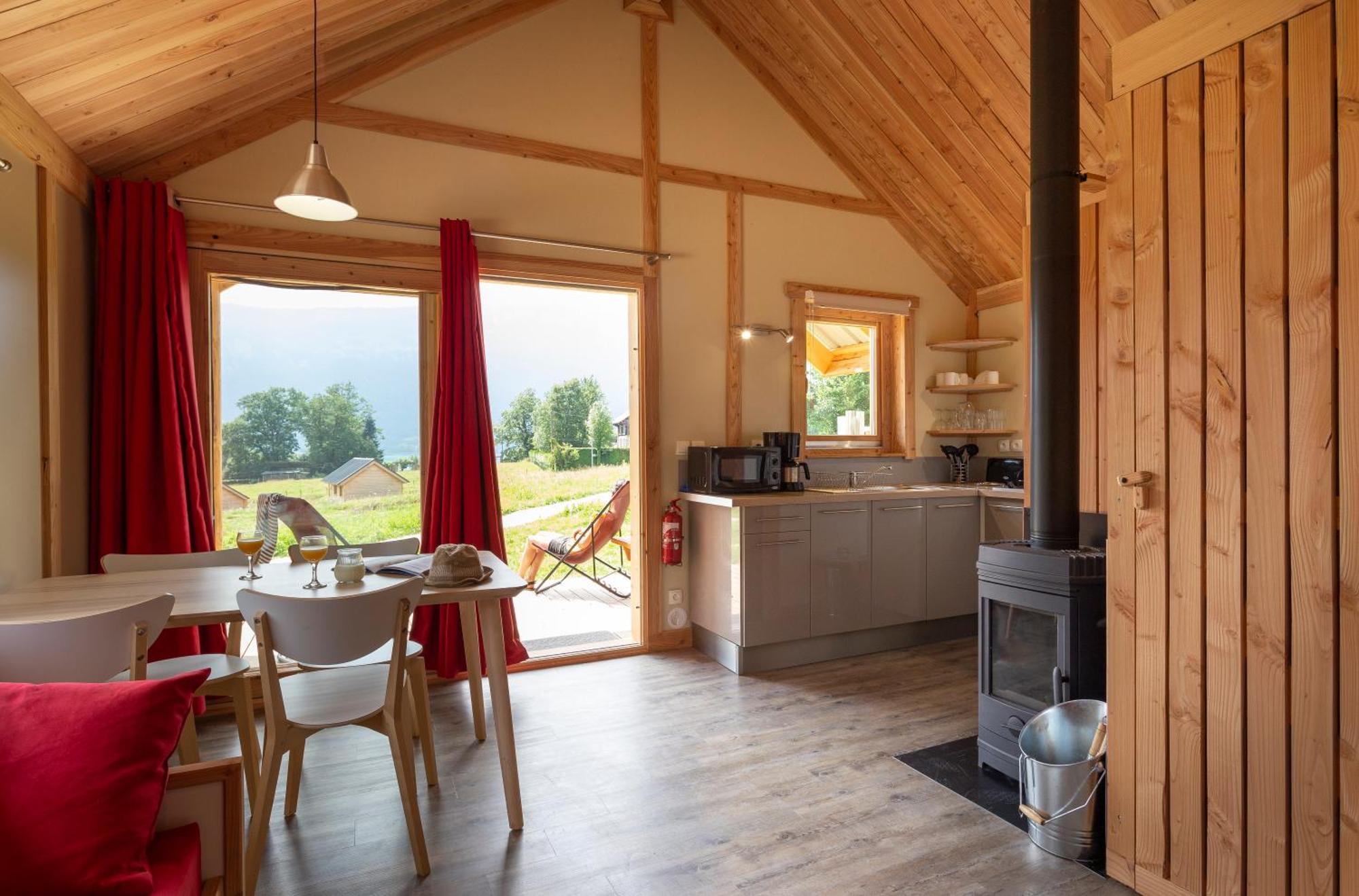 Huttopia Lac D'Aiguebelette Saint-Alban-de-Montbel ห้อง รูปภาพ